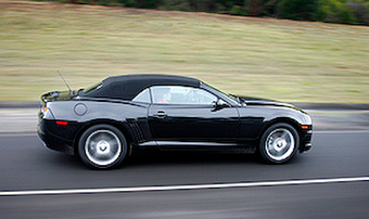 Illustration for article titled How A Ham Radio Geek Fixed The Camaro Convertible